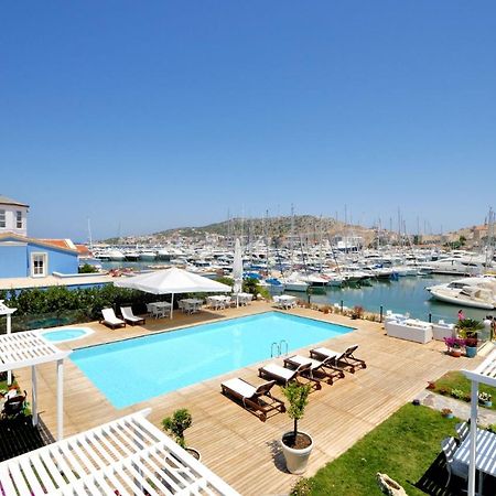 切什梅码头康努凯威酒店 Çeşme 外观 照片